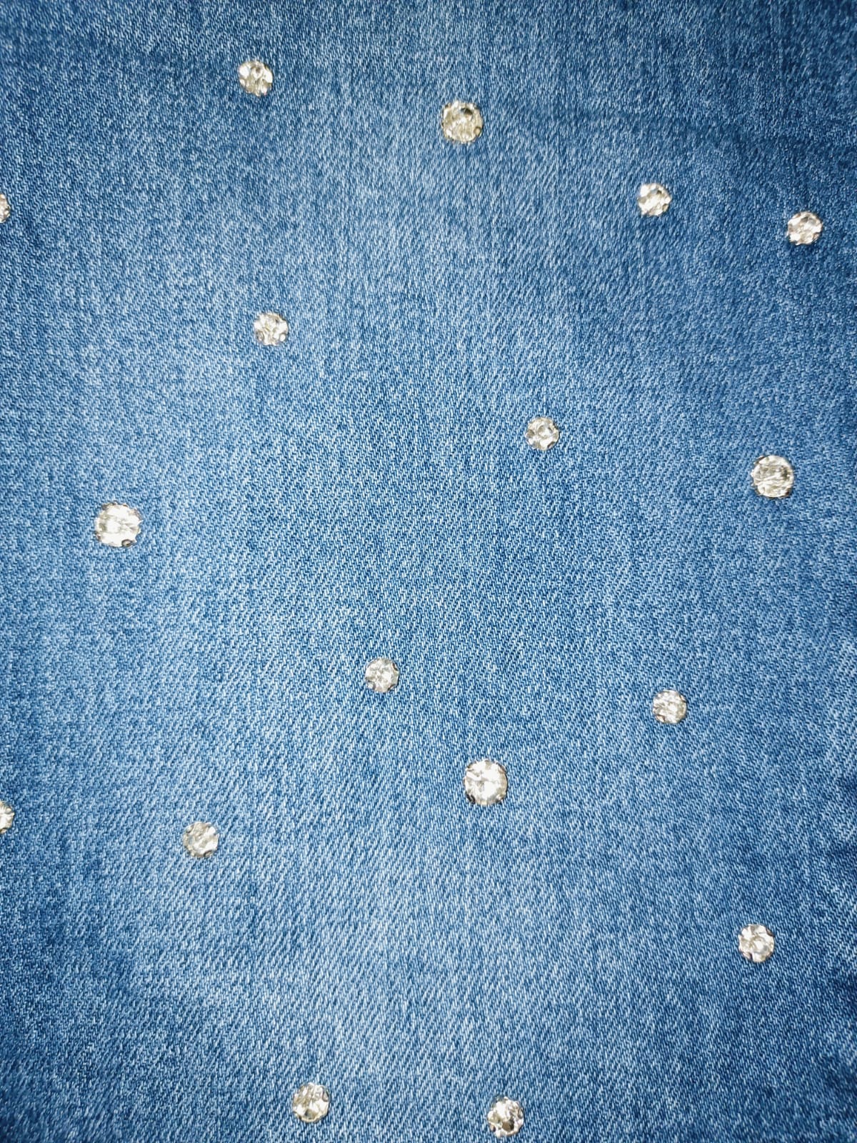 JEANS CON STRASS